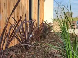 Casa De Campo Moderna Con Pileta