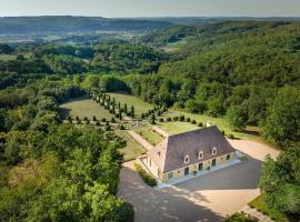 Le Manoir des Hauts de Chaunac，位于维特拉克的酒店