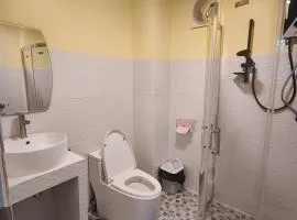 สถานีน้ำหวานรีสอร์ท น้ำตกอ้ายเขียว