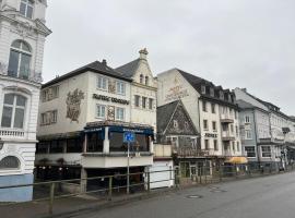 Hotel Traube Rüdesheim，位于吕德斯海姆的酒店