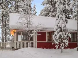 Holiday Home Kaukosaaren ahonlaita by Interhome