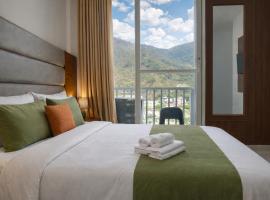 Ima Ganga Hotel - Aesthetic, Quite Mountain View Rooms In Upper Tapovan with netflix, free airport pickup for 7 or more nights booking，位于瑞诗凯诗的住宿