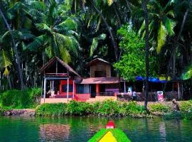 Honnavar River Front Home stay