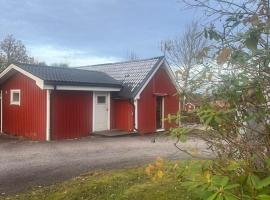 Villa Feliz Holsljunga, Svenljunga & Ullared，位于Svenljunga的酒店