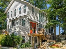 Sunset Cottage Relax on Lake Michigan 3BR, 3BA，位于米尔斯的酒店