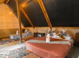 纳克潘小屋露营度假村