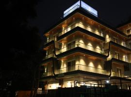 Royal Raven Hotel & Banquet' Greater Noida Nearby India Expo Centre & Mart，位于大诺伊达的酒店