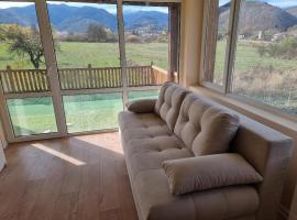 Villa Nikol Apartment #4，位于Raduil的乡村别墅