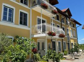 Landgut zur Mühle，位于多尔芬的酒店