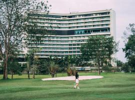 巴淡岛高尔夫及会议中心丽筠酒店，位于巴淡岛中心的酒店