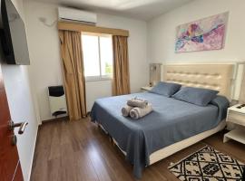 Dpto 15 - Colon - 2 DORMITORIOS - PQ ALQUILERES TEMPORARIOS，位于科隆的海滩酒店