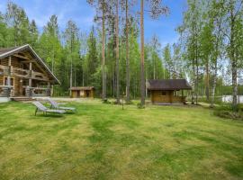 Holiday Home Aurinkoniemi by Interhome，位于Halttula的酒店