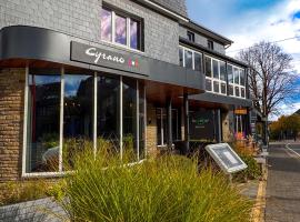 RAVeL Hotel Cyrano，位于韦姆的滑雪度假村