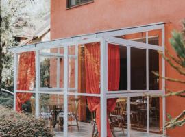 Pousada Pinhão e Poesia，位于Canela的酒店