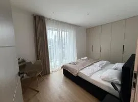 Duży Apartament 3 pokoje Park City