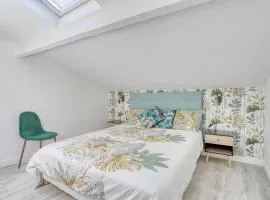 Superbe petit appartement à 10min du RER E et P
