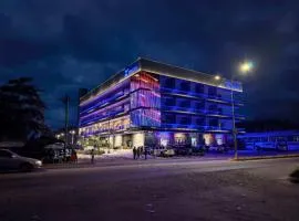 Xiaos Henderson Hotel