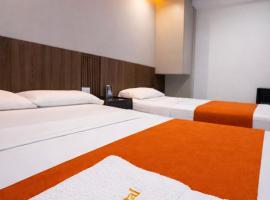 Hotel Madrigal，位于波托维耶霍的酒店
