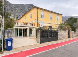 Miramare Seaside Aparts