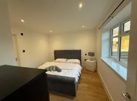 Flat 6 highlands retreat