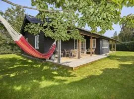 Holiday Home Emely - 700m from the sea by Interhome