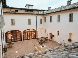 Locanda del lupo，位于索拉纳的酒店