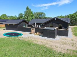 Holiday Home Tahvo - 3-3km from the sea by Interhome，位于罗莫柯克比的酒店