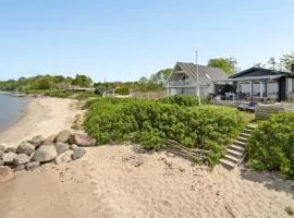 Holiday Home Käthe - 5m from the sea by Interhome