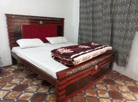 Islamabad hotel & Guest House，位于Mingora的酒店