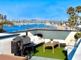 Luxury 3BR Ocean view Rooftop by Beach and Pier with AC plus Garage，位于纽波特海滩的别墅