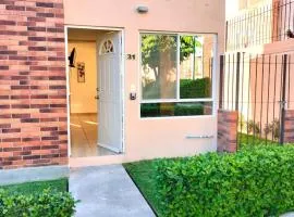 Casa completa con alberca compartida y jardín en Xochitepec