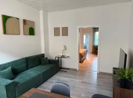 Gemütliche 2-Zimmer im Erdgeschoss mit guter Anbindung