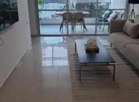 Histadrout street 3 bedrooms central Ashdod