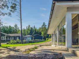 Holiday Home Villa nyåker by Interhome，位于Gäddrag的酒店