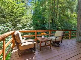 Creekside Gazebo • Fire Pit + BBQ Garden