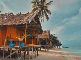 Tanjung Mansuar Homestay Raja Ampat