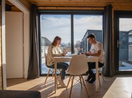 Pixel - Tiny Campus，位于特尔古-塞奎斯的酒店