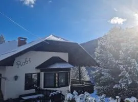 Haus Robi Wood