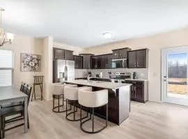 5BR Modern Comfort Spacious Home