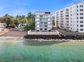 Rincon Seaside Flat- Steps to the Beach & Pool