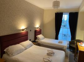 The Elephant & Castle Hotel，位于纽敦的酒店