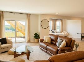 Walkout Basement Retreat，位于Central的酒店