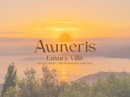 Luxury Villa Fiscardo Walk - Heated Pool & Jacuzzi，位于费斯卡尔德宏的酒店