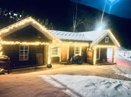 Innvik Hytte Anna，位于史特林的酒店