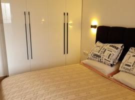 Modern luxury apartment -f4- central Sétif pour 6 personnes，位于塞提夫的酒店