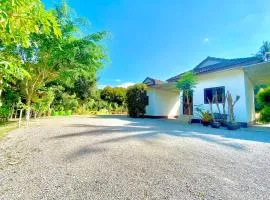 ลียา รีสอร์ท