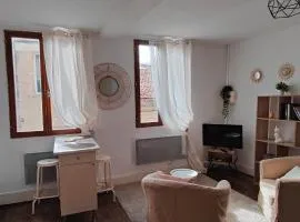 Studio Les Armuriers, 2e ét sans asc