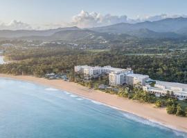 Gran Río Mar Rainforest Resort & Casino，位于Carmelita的酒店