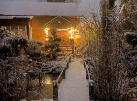 Charmante Fachwerkhaushälfte mit Sauna，位于Rosche的酒店