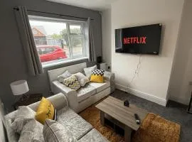 Renovated Property in perfect grimsby location!